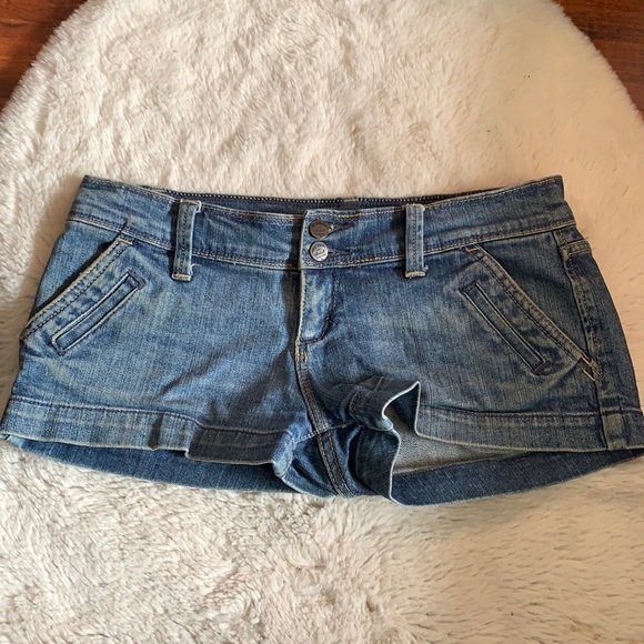 🔥 2/$15 Abercrombie jean shorts - Picture 1 of 5